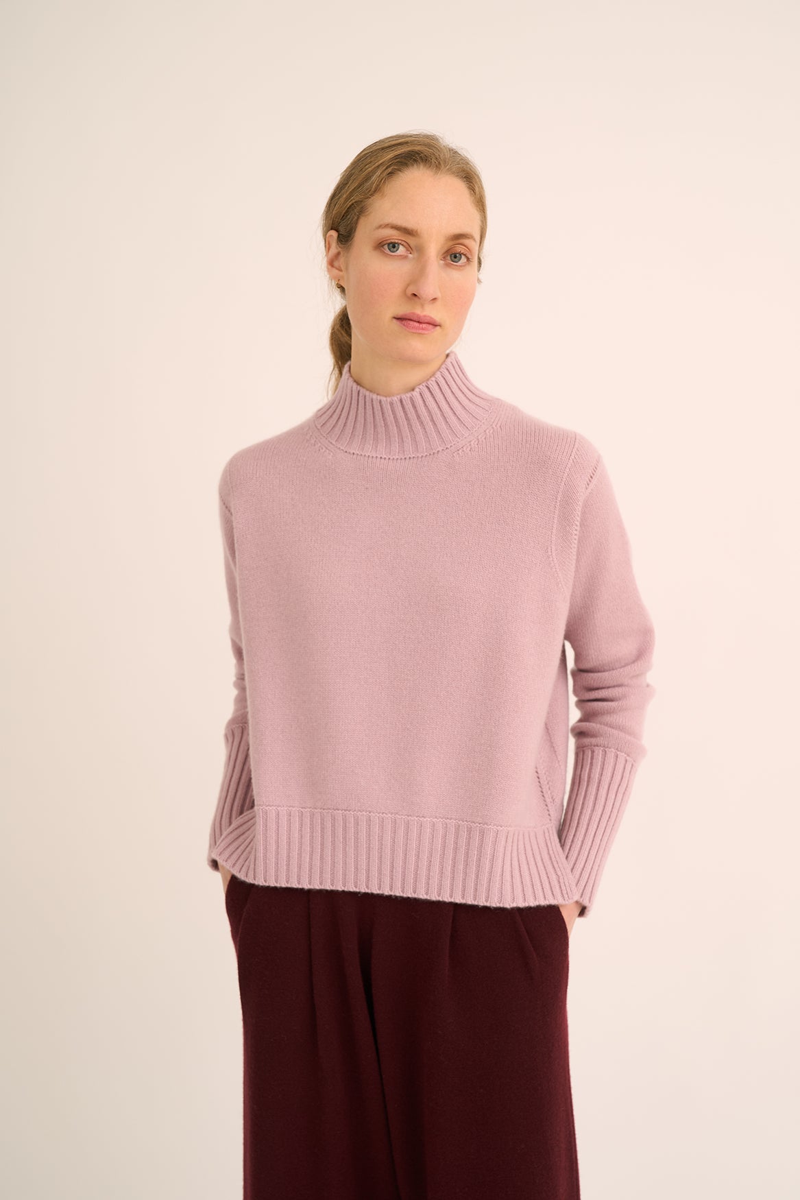 217 Turtle neck sweater with pointelle detailing