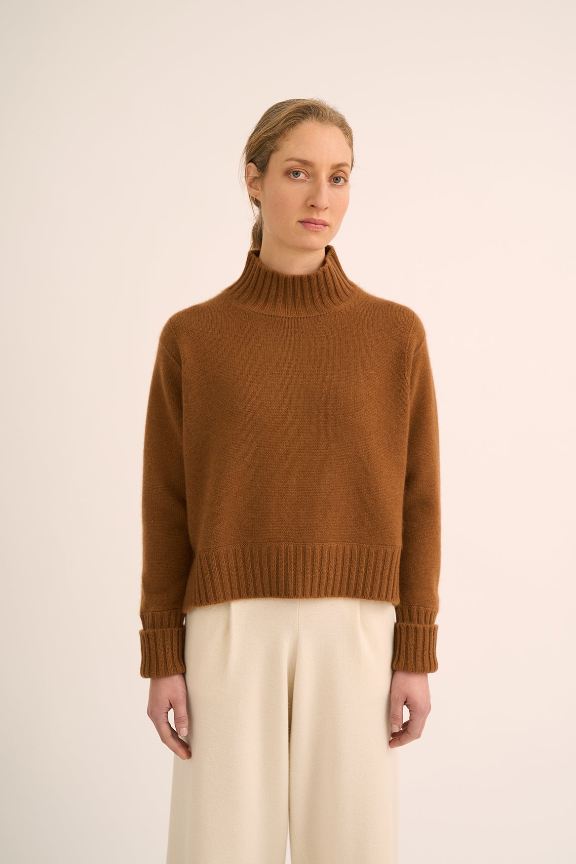 217 Turtle neck sweater with pointelle detailing